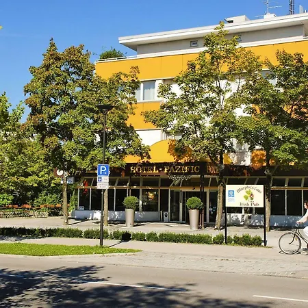 Hotel Pazific 3*
