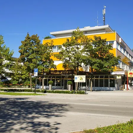 Hotel Pazific Ottobrunn