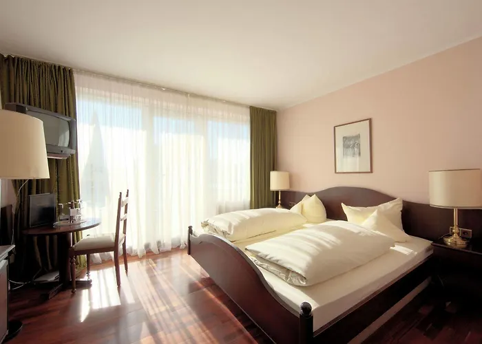 Pazific 3* Ottobrunn