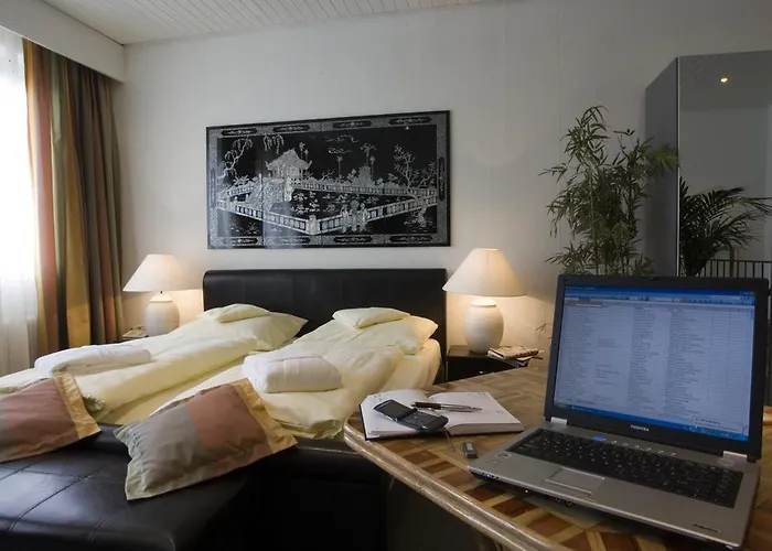 Hotel Pazific Ottobrunn